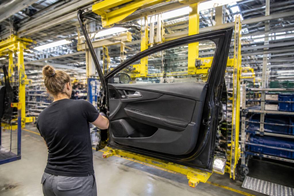 Antolin Cambrai : l’usine automobile au cœur de l’industrie française